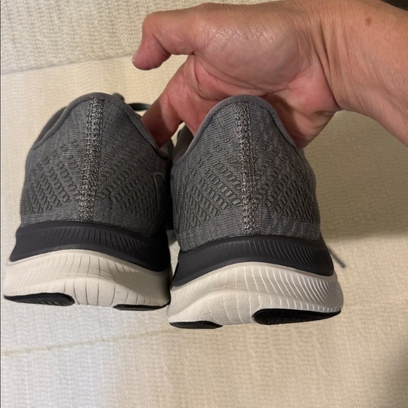 New Balance Fuelcell Propel 4 Unisex Men\'s 11 Wo12.5  Dark Gray Athletic Shoes main image 6